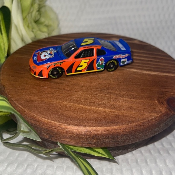 Vtg 2000 1:64 KELLOG'S FROSTED FLAKES MONTE CARLO #5 TERRY LABONTE - Picture 1 of 5